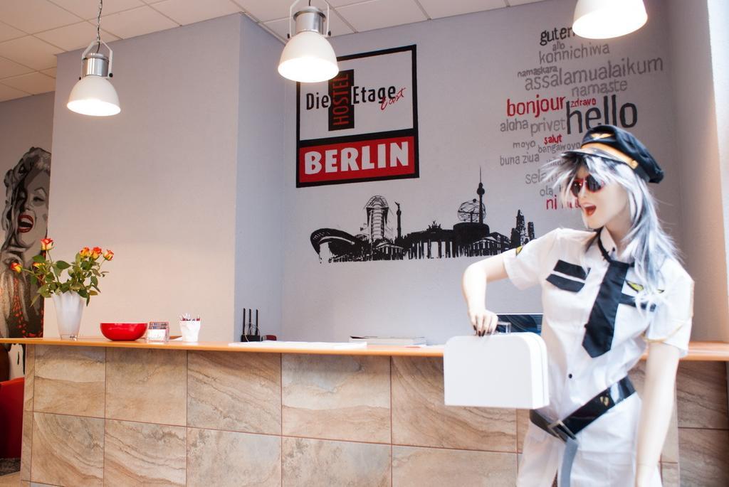 Hostel Die Etage East Berlin Exterior photo